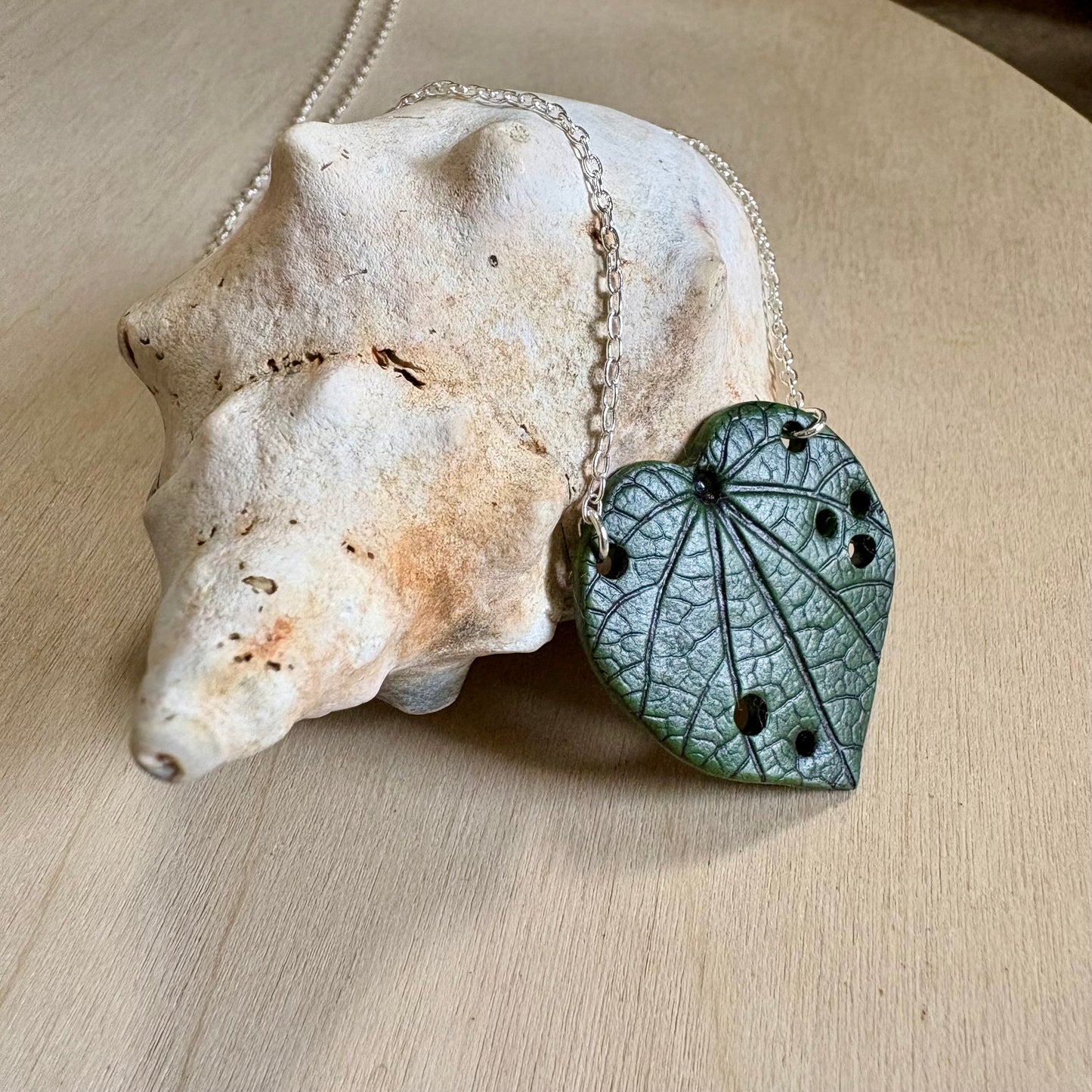 KawaKawa Pendant 3cm - Fine Silver Chain