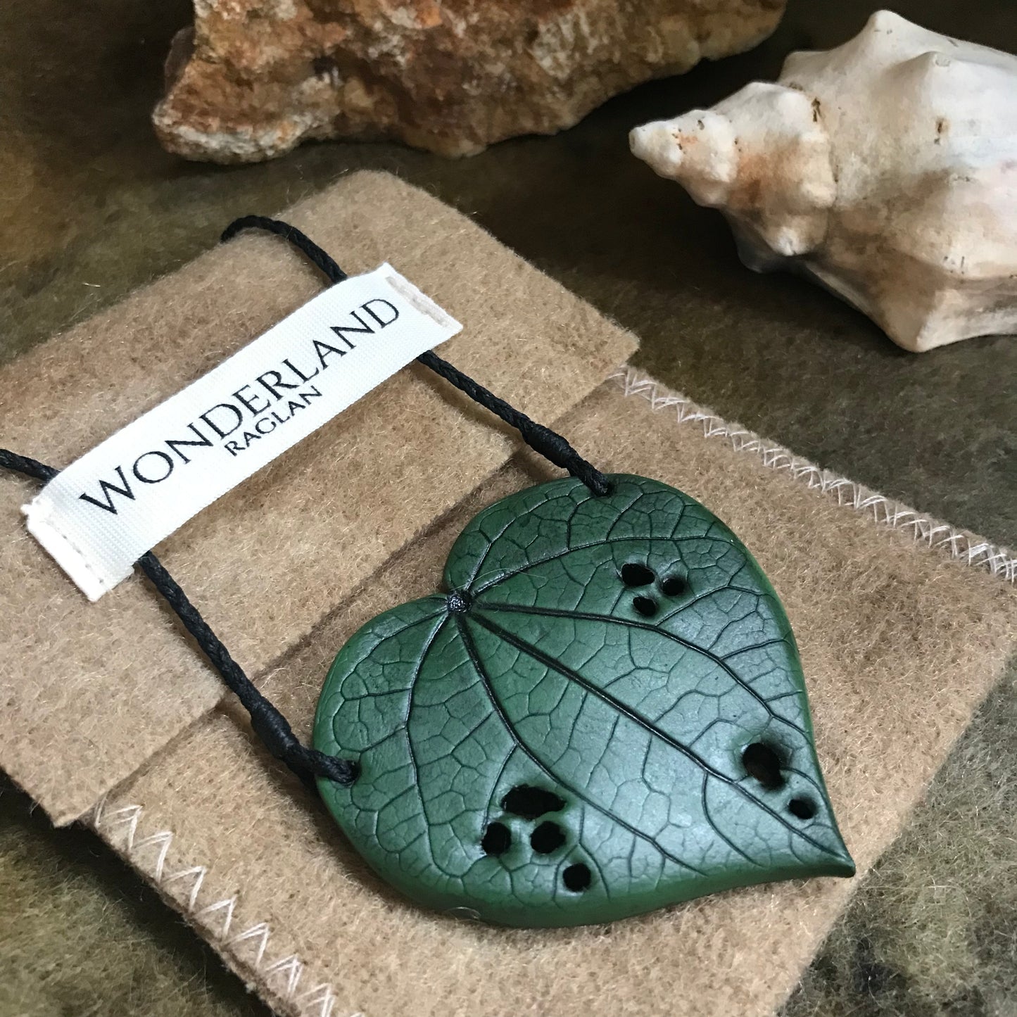 Kawakawa Necklace Large 6cm