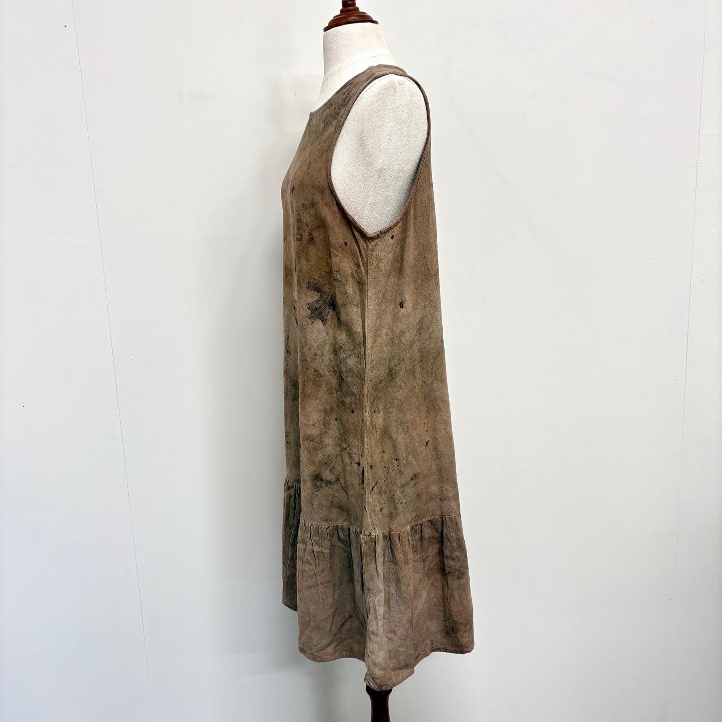 Earth Daughter  ~ Linen dress