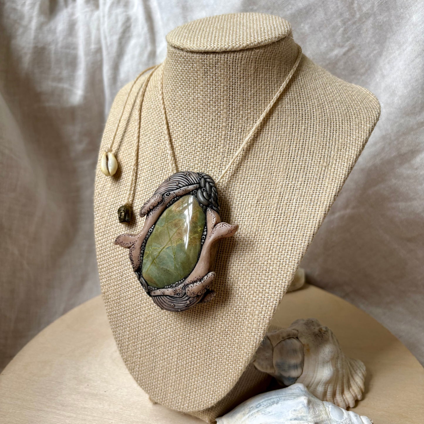 Riverstone Double Whale Necklace