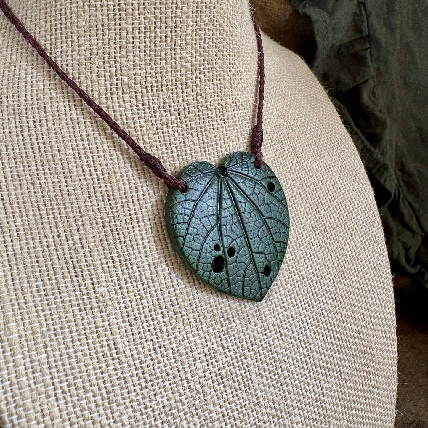 Kawakawa Necklace 4.5cm - Brown Cord