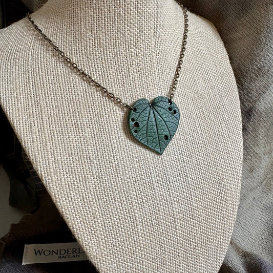 KawaKawa Pendant 3cm - Bronze Belcher Chain