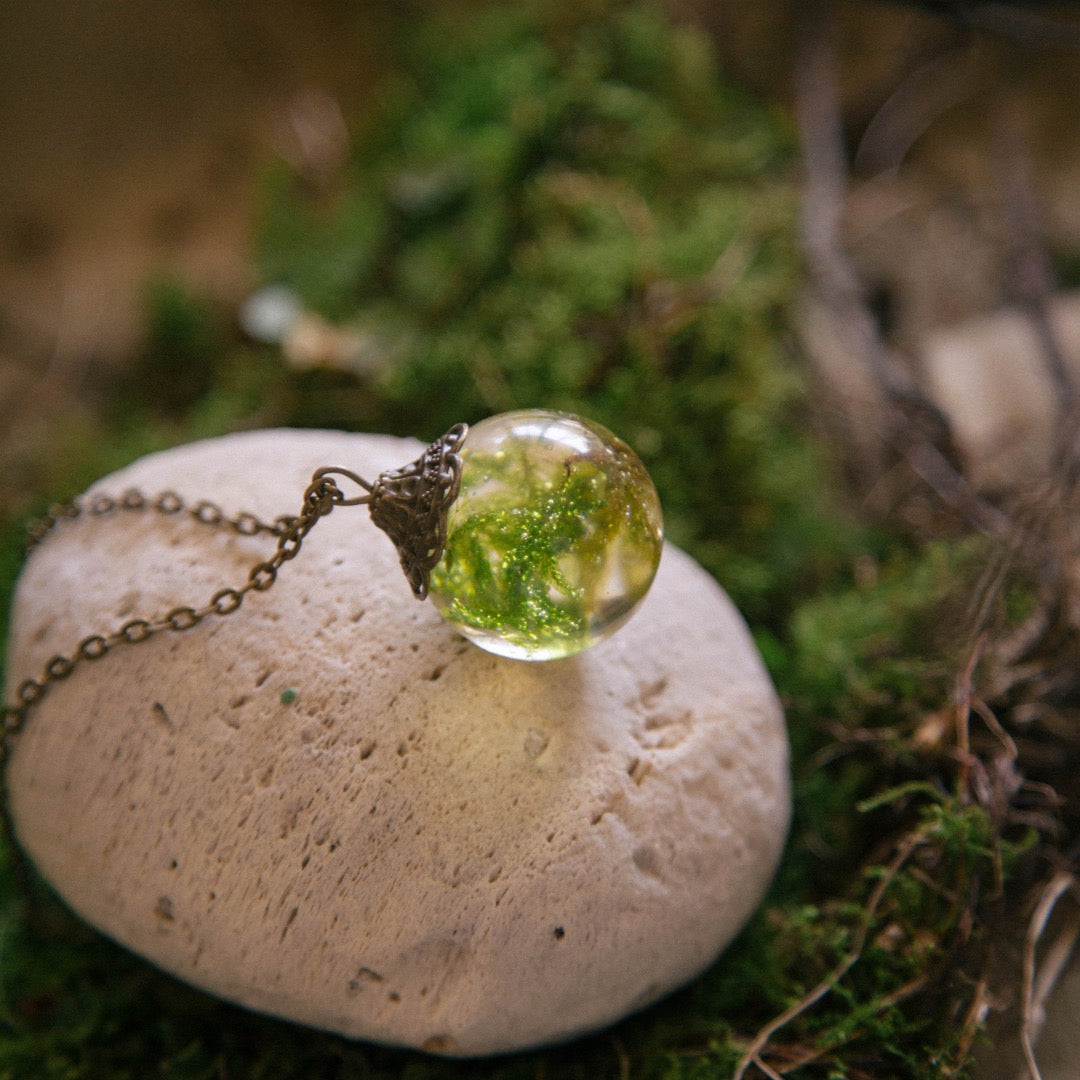 Fairy Moss Pendant - Large